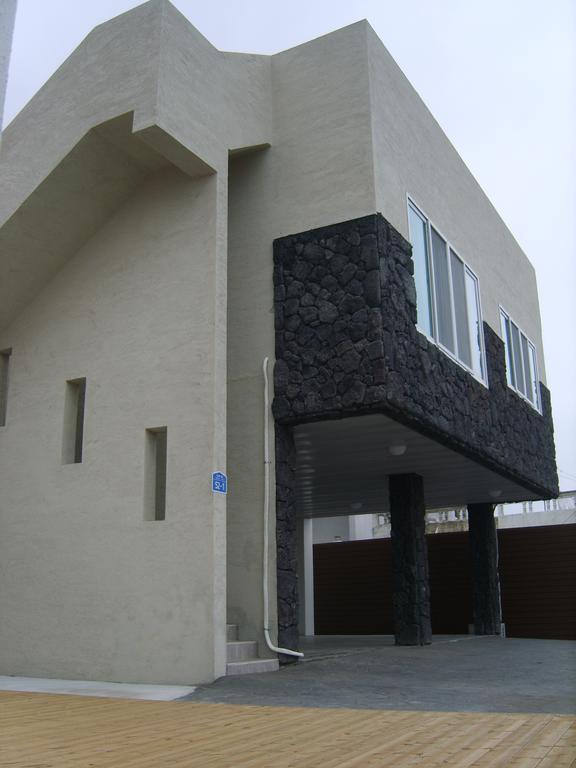 Be Road House Hotel Jeju Luaran gambar